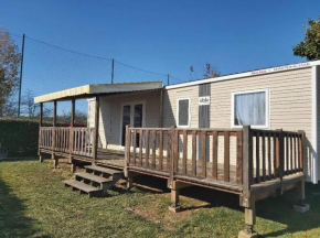 Bungalow charmant à Veuzain-sur-Loire avec piscine partagée